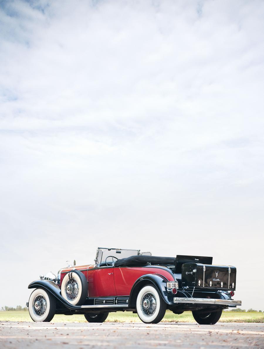  Cadillac Sixteen Roadster by Fleetwood 1930 года  (фото 19 из 19)